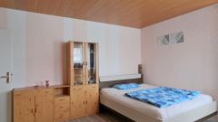 Freital, preiswertes möbliertes Apartment mit PKW-Stellplatz inklusive