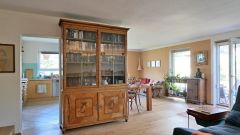 Kirchditmold, geschmackvoll möblierte 2-Zimmer-Wohnung mit Kamin, Terrasse und Garten