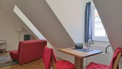 Altstadt, hübsches Apartment in der City mit E-Piano und Waschmaschine nahe dem "Kaísersaal", WLAN