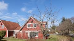 Weixdorf, möblierte Haushälfte mit 2 Etagen, Grundstück und Terrasse, Gäste-WC vorhanden