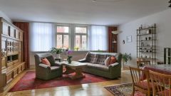 Gotha, große möblierte Wohnung in einem historischem Stadthaus direkt am Hauptmarkt