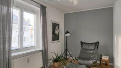Lockwitz, ruhige möblierte 2-Zimmer-Wohnung mit Balkon und PKW-Stellplatz