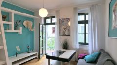 Äußere Neustadt, möblierte Wohnung mit Balkon im ruhigen Hinterhaus