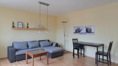 Eisenach, zentrumsnahe, neu möblierte 2-Zimmer-Wohnung mit Balkon und PKW-Stellplatz